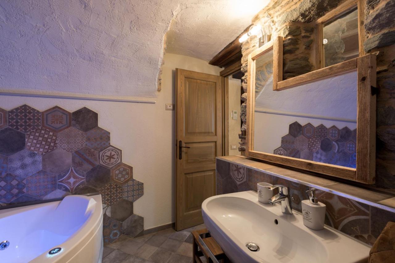 Chambres d'hôtes La Moraine Enchantée Gressan Extérieur photo