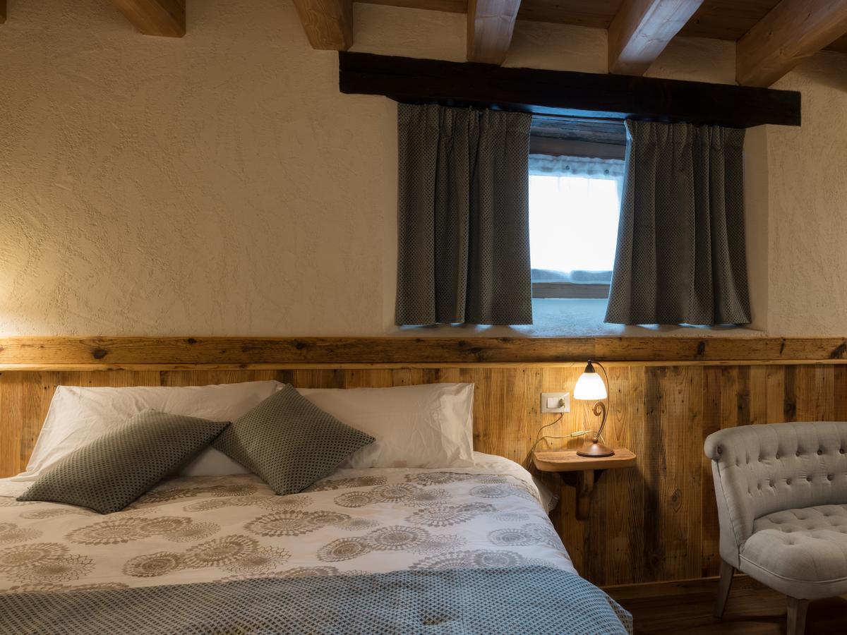 Chambres d'hôtes La Moraine Enchantée Gressan Extérieur photo