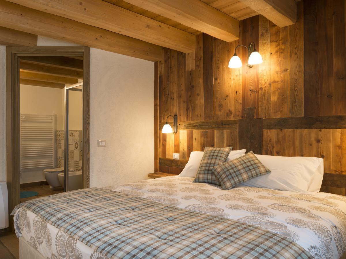 Chambres d'hôtes La Moraine Enchantée Gressan Extérieur photo