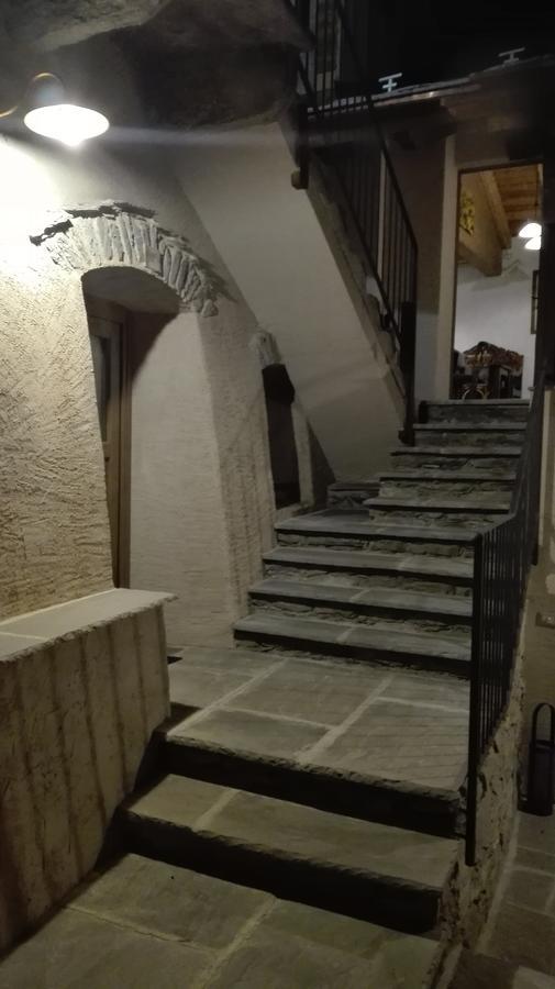 Chambres d'hôtes La Moraine Enchantée Gressan Extérieur photo